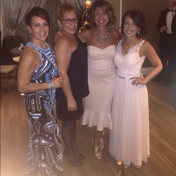 Evening Gown - Picture 5 of 7